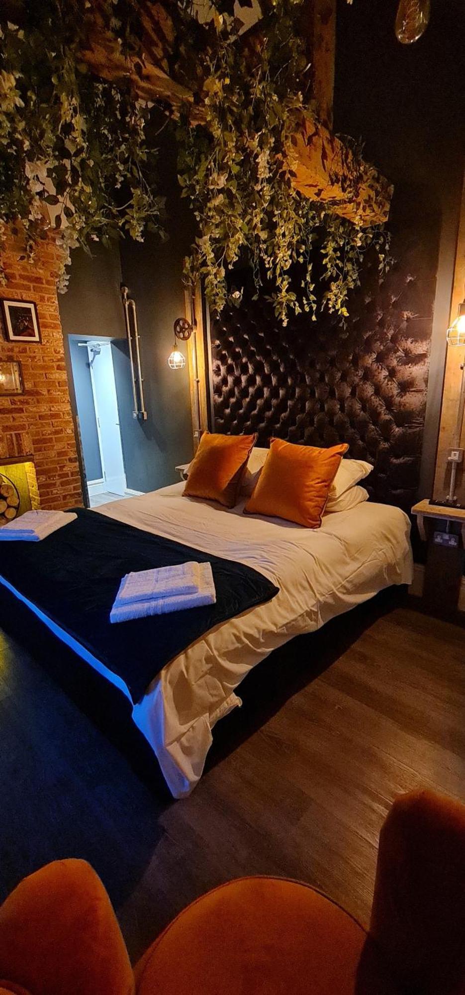 The Waterside Bar, Rooms & Restaurant Swinton (Greater Manchester) Quarto foto